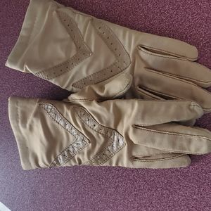 Women's driving gloves